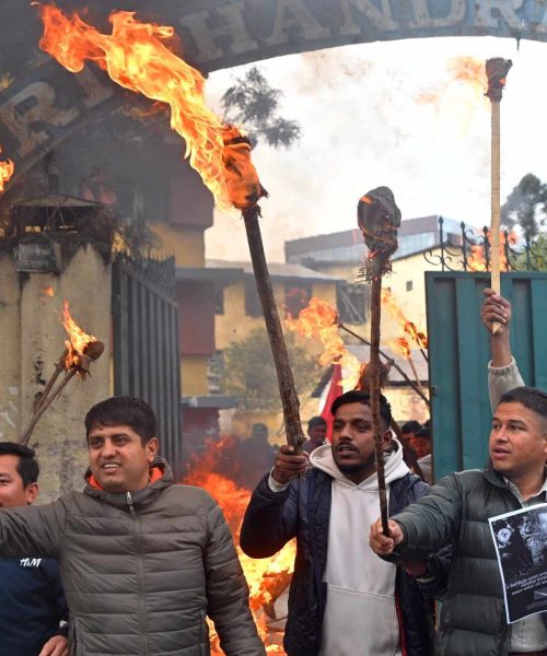 मन्त्री ज्वालाको राजीनामा माग्दै अनेरास्ववियुको मसाल जुलुस