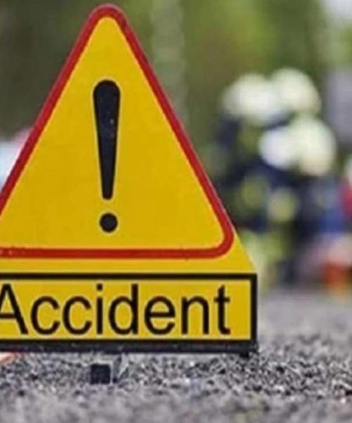 बाग्लुङबाट पोखरा आउँदै गरेको बस दुर्घटना : १९ घाइते