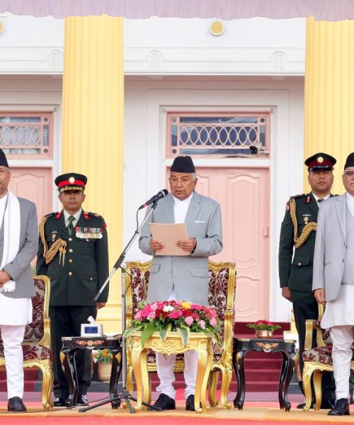 प्रधानमन्त्री ओलीले लिए पद तथा गोपनीयताको शपथ