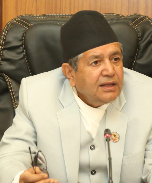 योगेश भट्टराईले जन्माएको विवादले प्रतिनिधिसभा बैठक प्रभावित,सभामुखले बोलाएको बैठक निष्कर्षविहीन