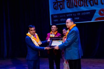 पत्रकार धमला जोखिम पत्रकारिता अवार्डबाट सम्मानित