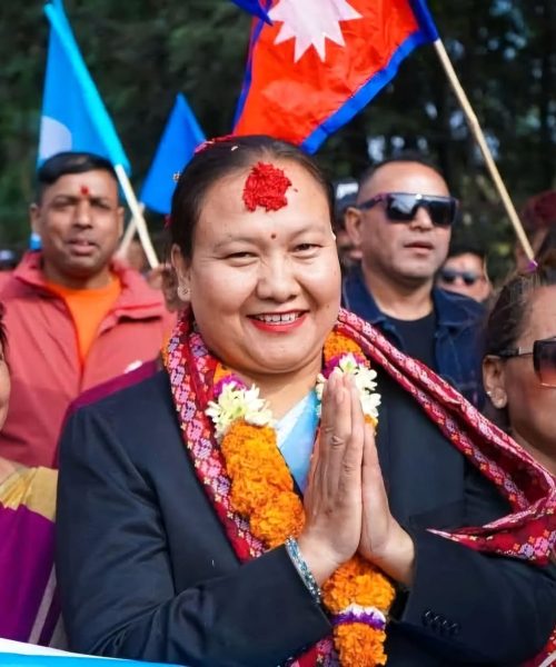 काङ्ग्रेस -एमालेले किल्ला मान्ने काठमाडौं -१६ मा रास्वपाकी राेजिना श्रेष्ठ विजयी