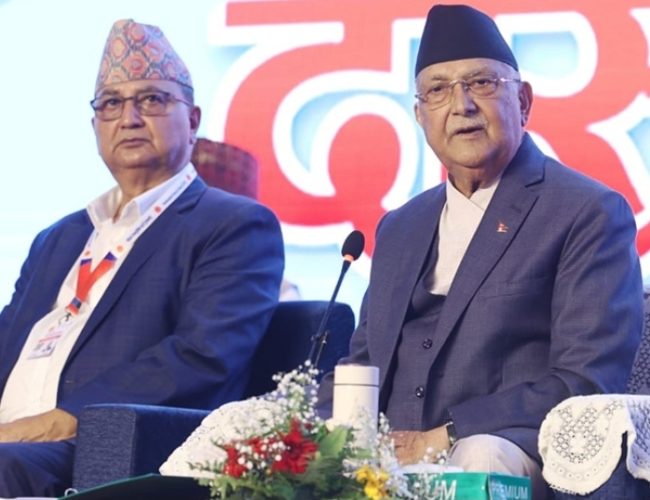 एमाले अध्यक्षमा ओलीको ह्याट्रिक