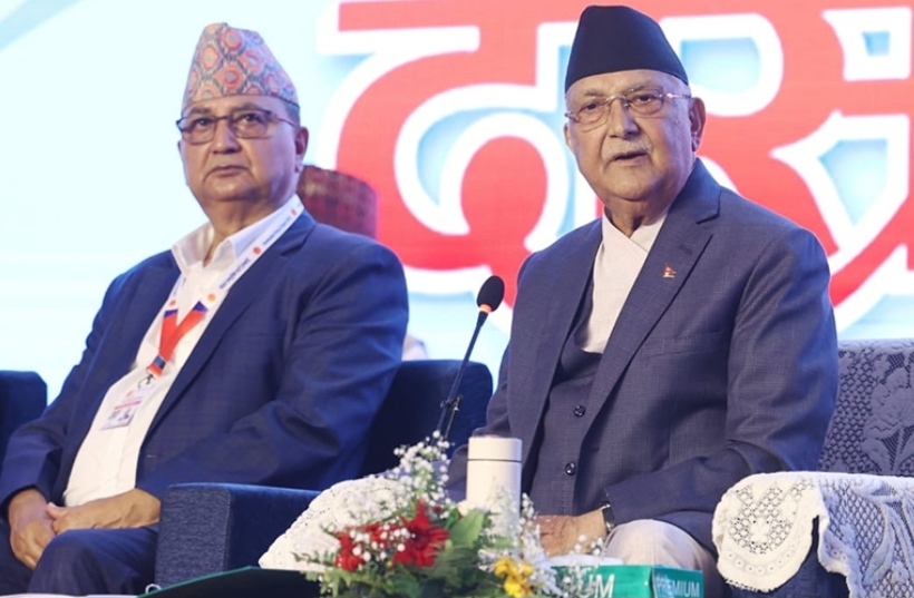 एमाले अध्यक्षमा ओलीको ह्याट्रिक