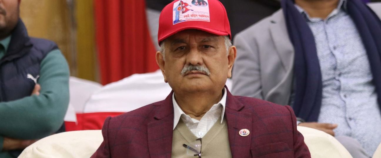 एमालेको महासचिवमा पोखरेल र पाण्डेबीच कडा टक्कर