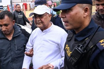 ओलीलाई थुनामुक्त गर्न सर्वाेच्चद्वारा अस्वीकार